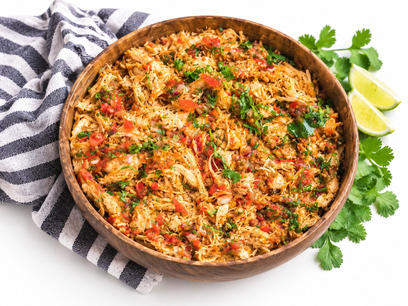 Тушеная курица по-мексикански с двумя ингредиентами — готовое блюдо